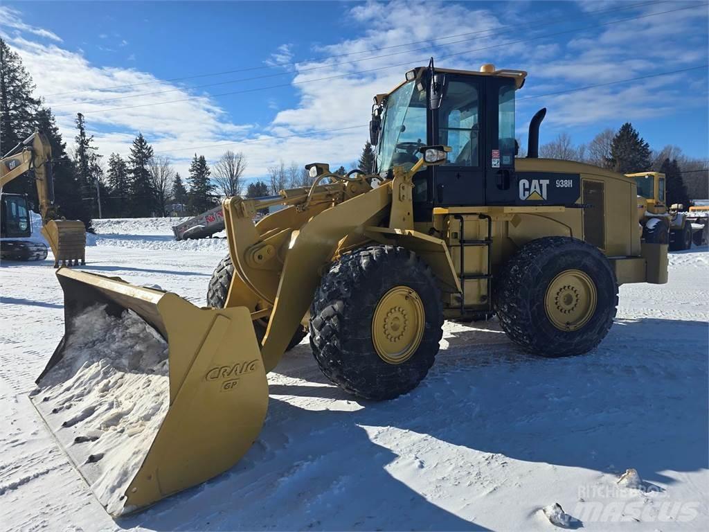 CAT 938H Naudoti ratiniai krautuvai