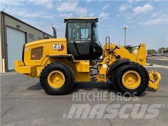 CAT 938M Naudoti ratiniai krautuvai
