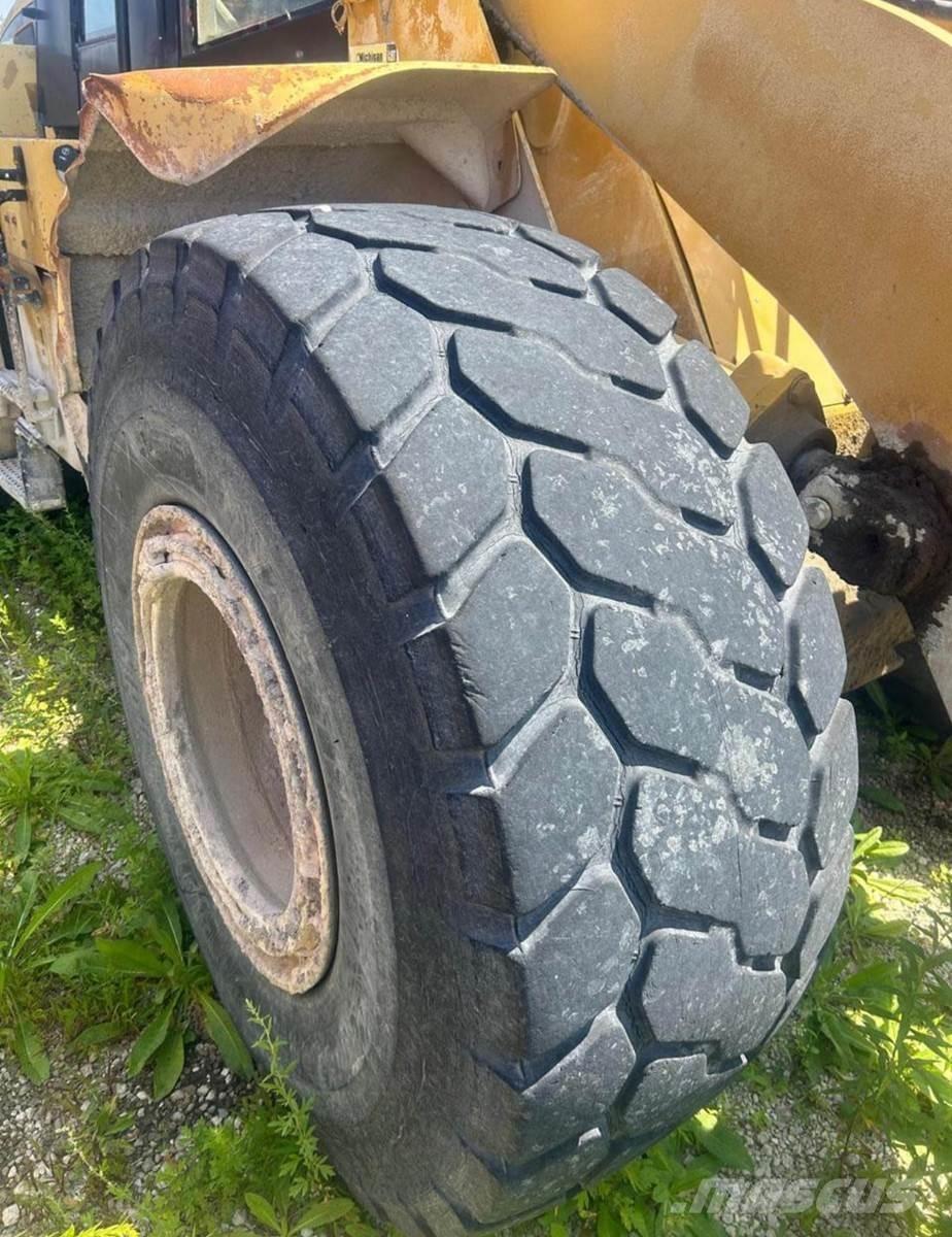 CAT 950G Naudoti ratiniai krautuvai