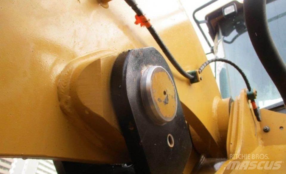 CAT 950K Naudoti ratiniai krautuvai