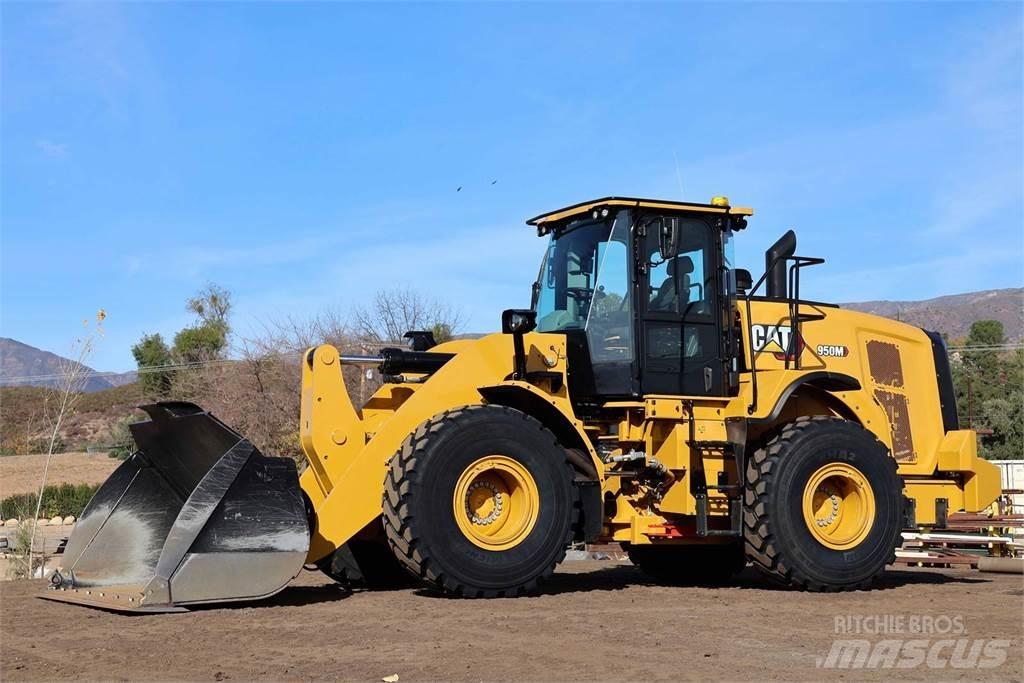 CAT 950M Naudoti ratiniai krautuvai