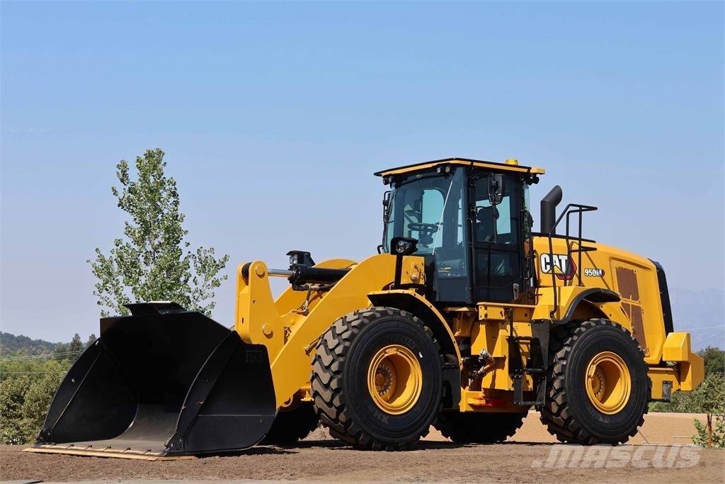 CAT 950M Naudoti ratiniai krautuvai
