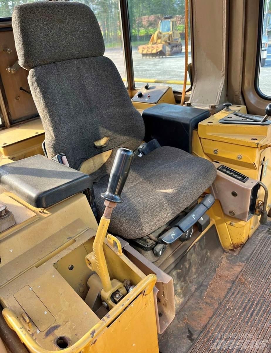 CAT 953B Vikšriniai krautuvai