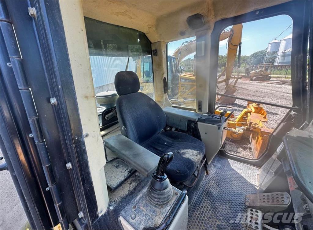 CAT 953C Vikšriniai krautuvai