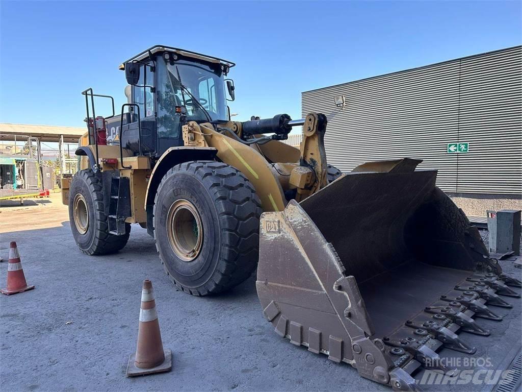 CAT 966L Naudoti ratiniai krautuvai