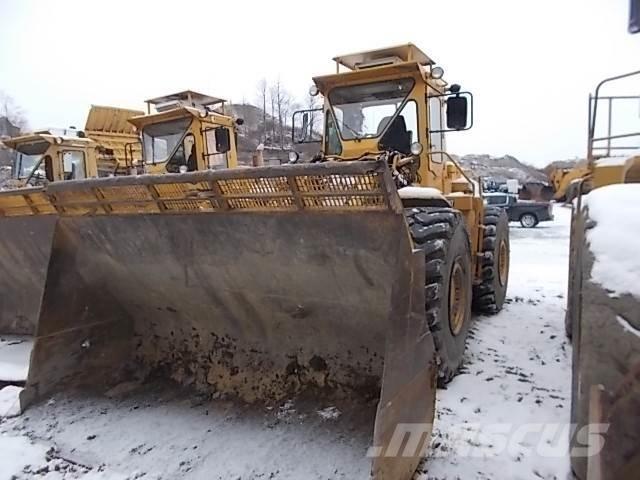 CAT 980B Naudoti ratiniai krautuvai