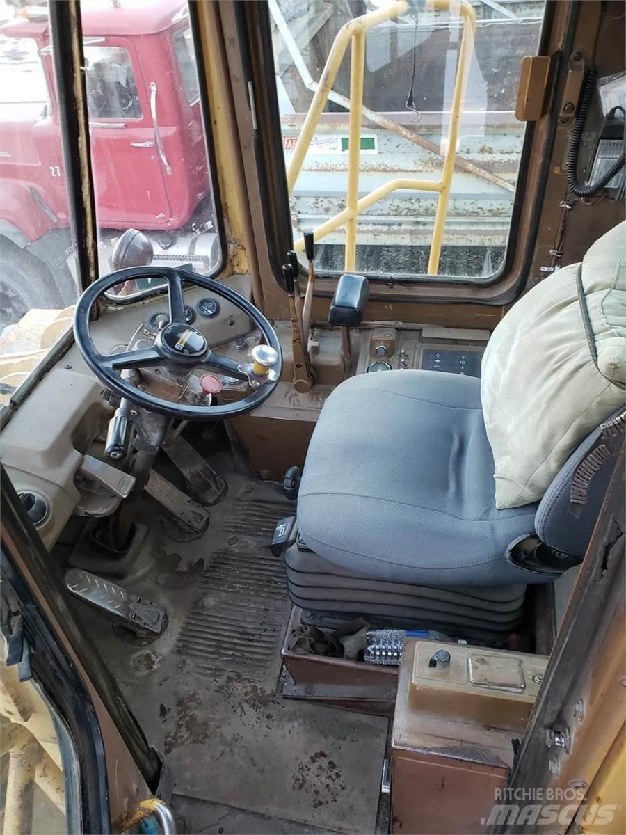 CAT 980C Naudoti ratiniai krautuvai