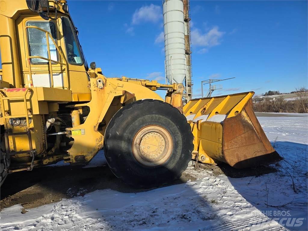 CAT 980F Naudoti ratiniai krautuvai