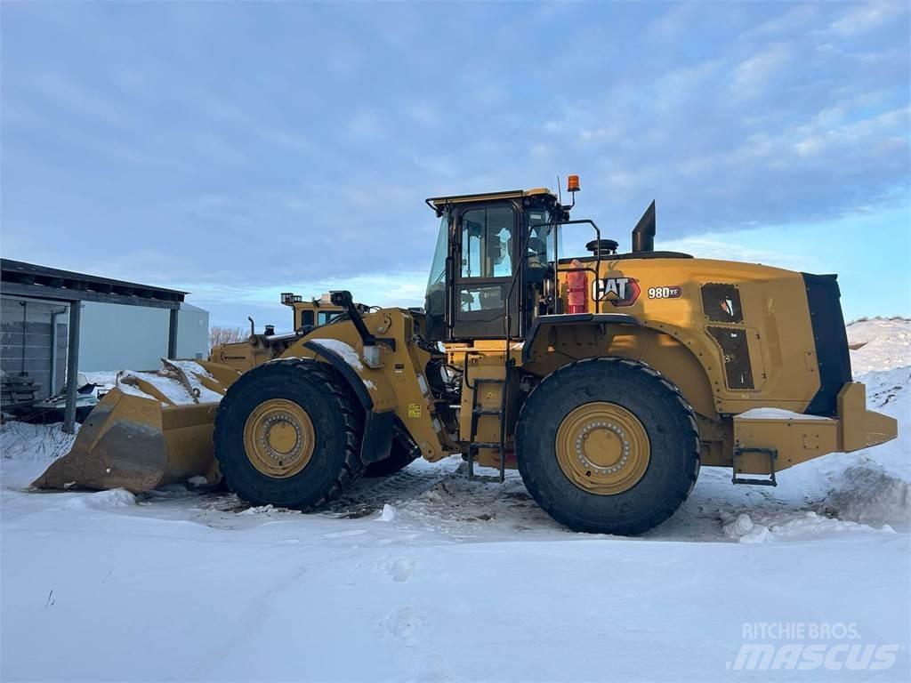 CAT 980M Naudoti ratiniai krautuvai