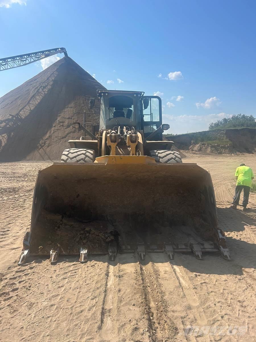 CAT 980XE Naudoti ratiniai krautuvai
