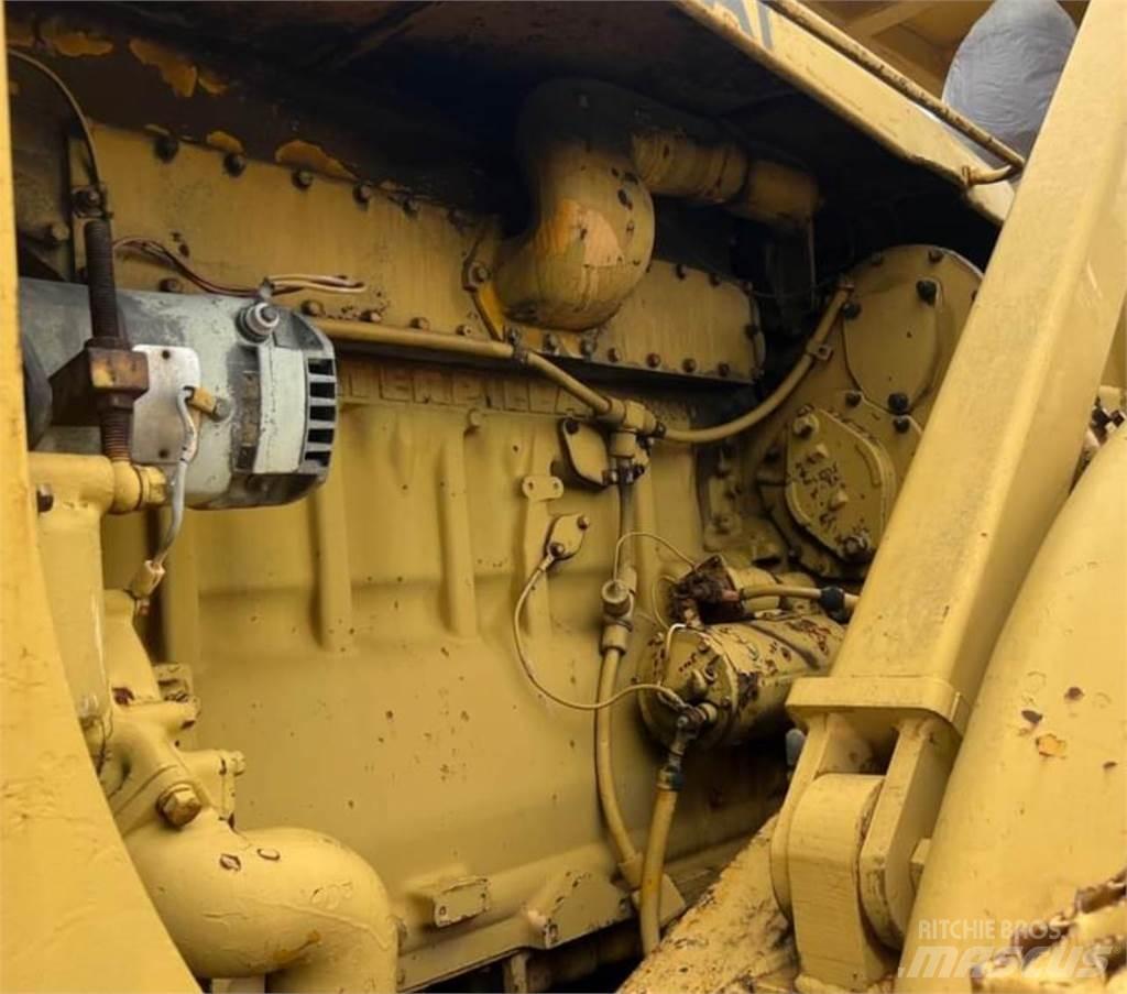 CAT 988 Naudoti ratiniai krautuvai