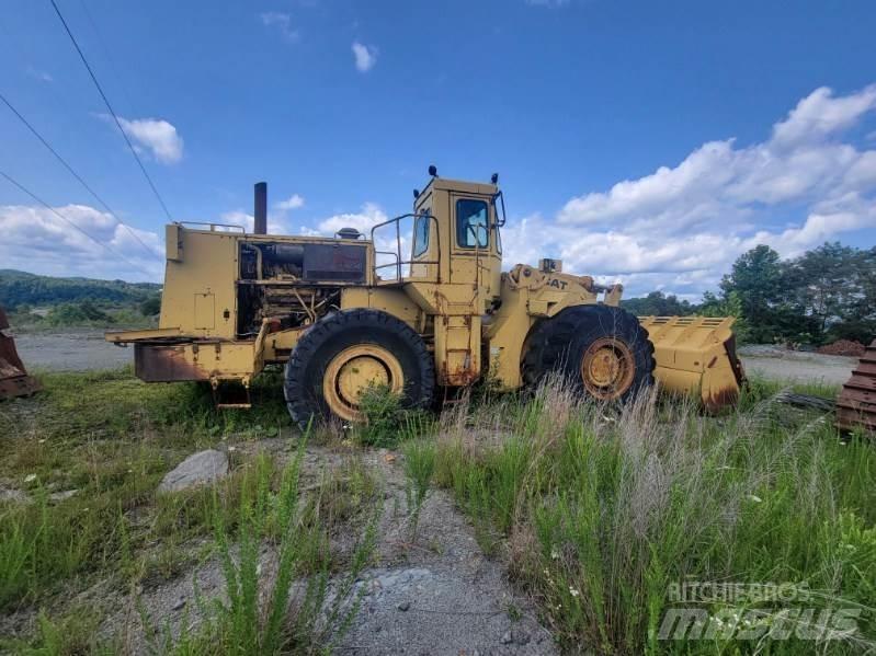 CAT 988B Naudoti ratiniai krautuvai