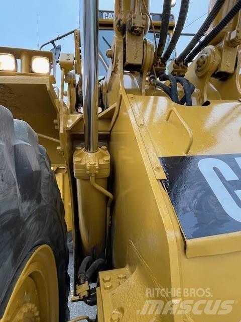 CAT 988B Naudoti ratiniai krautuvai