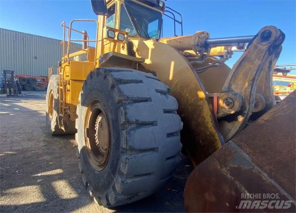 CAT 988F Naudoti ratiniai krautuvai
