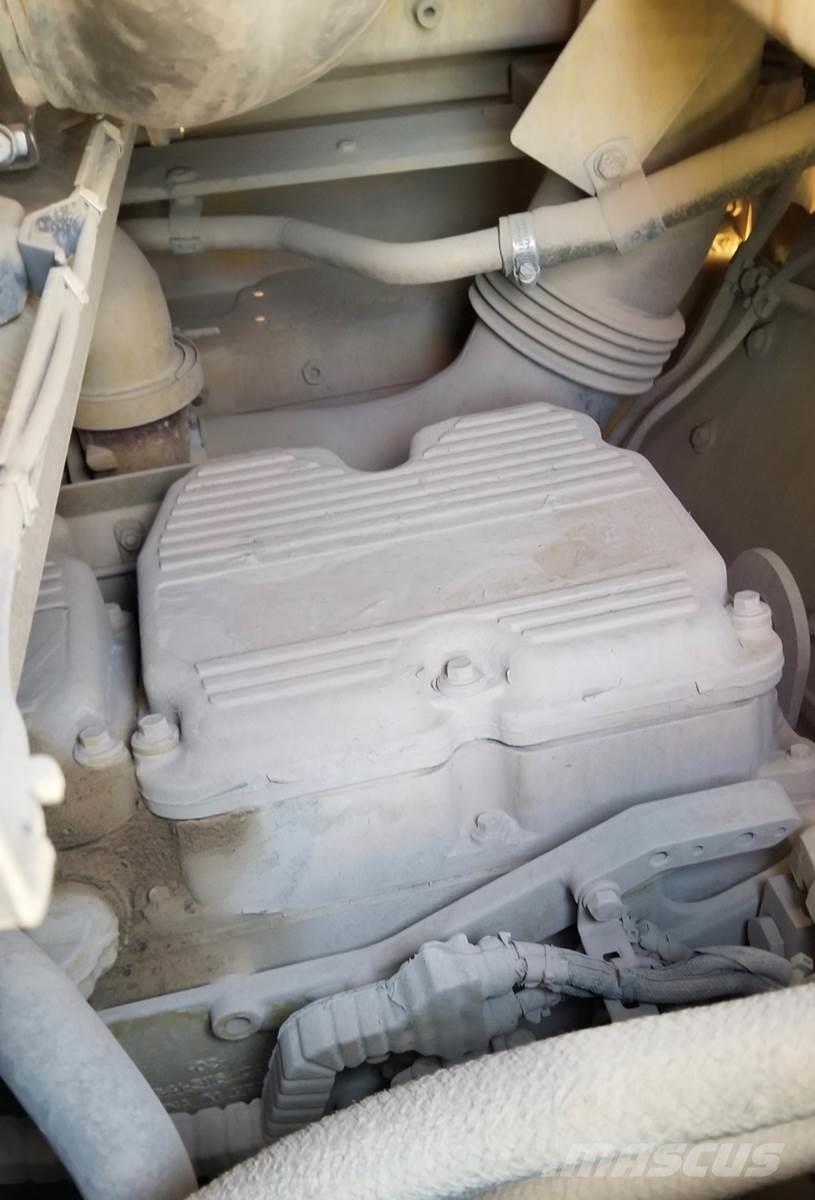 CAT 988K Naudoti ratiniai krautuvai