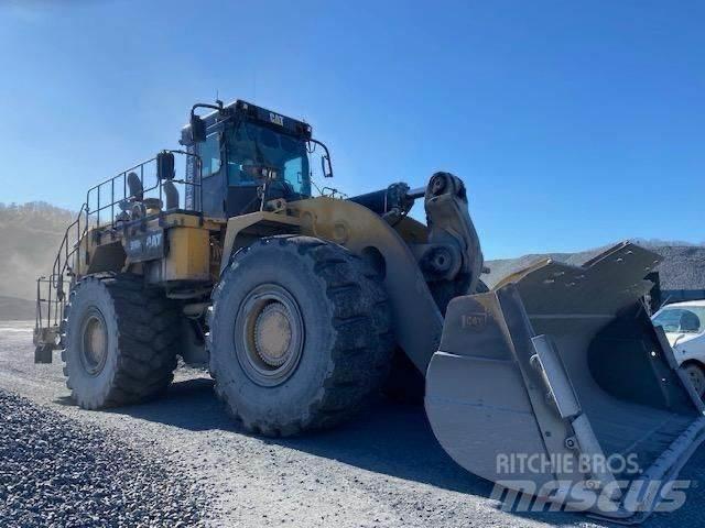CAT 990K Naudoti ratiniai krautuvai