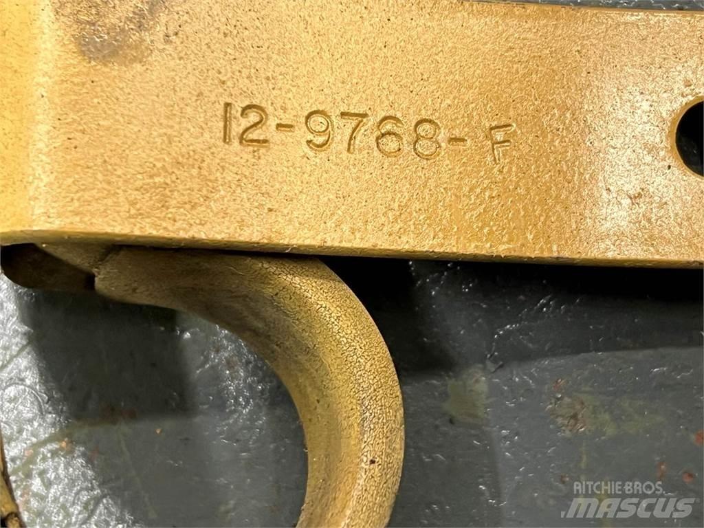 CAT C15 Varikliai