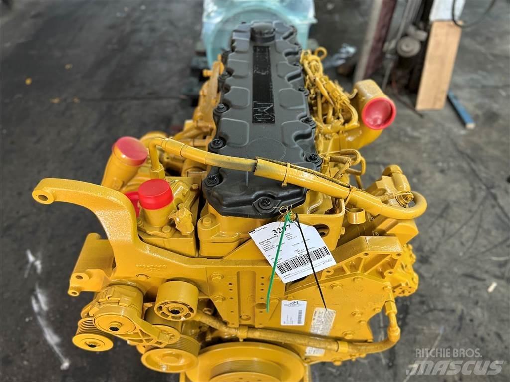 CAT C7 Varikliai
