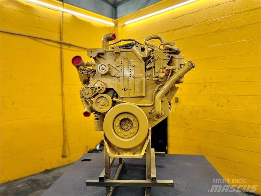CAT C7 Varikliai