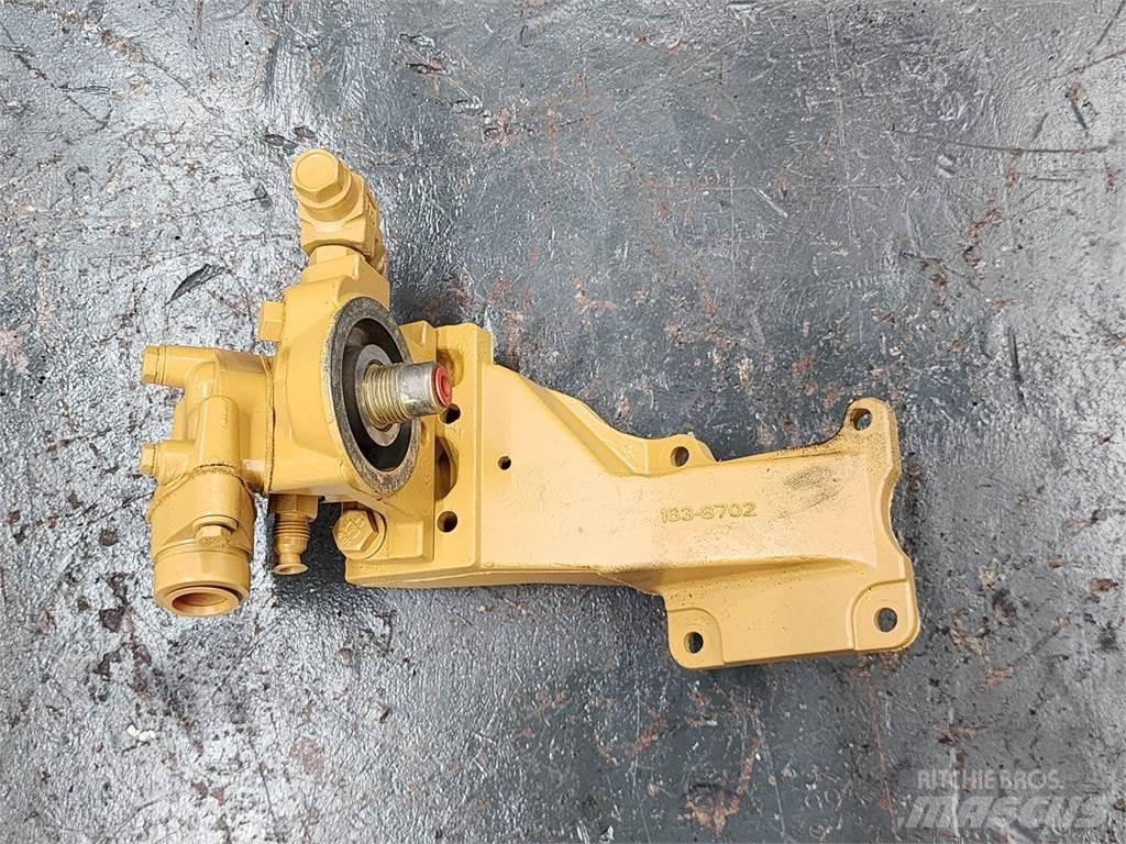 CAT C7 Varikliai