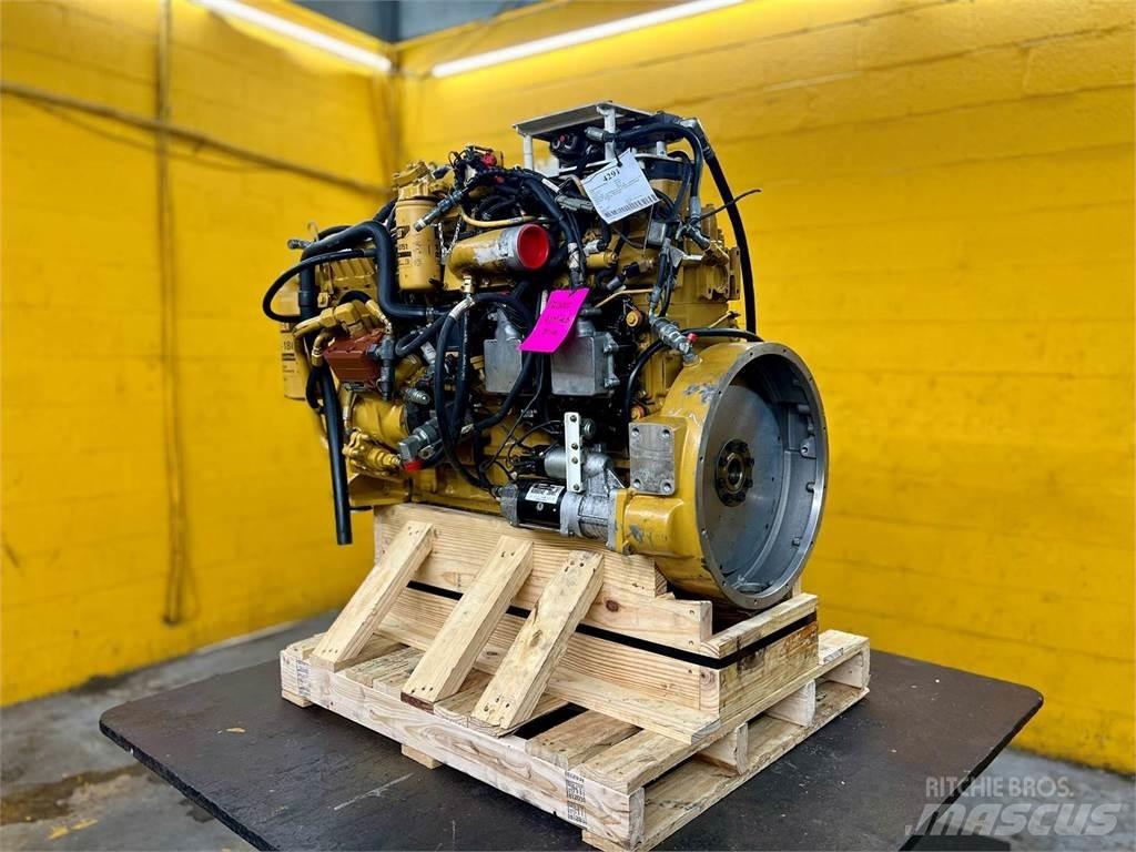 CAT C7 Varikliai
