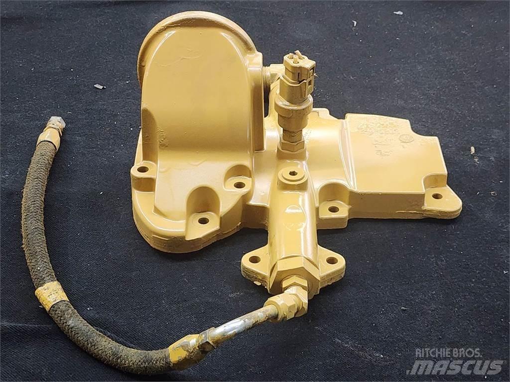 CAT C9 Transportas - Kita