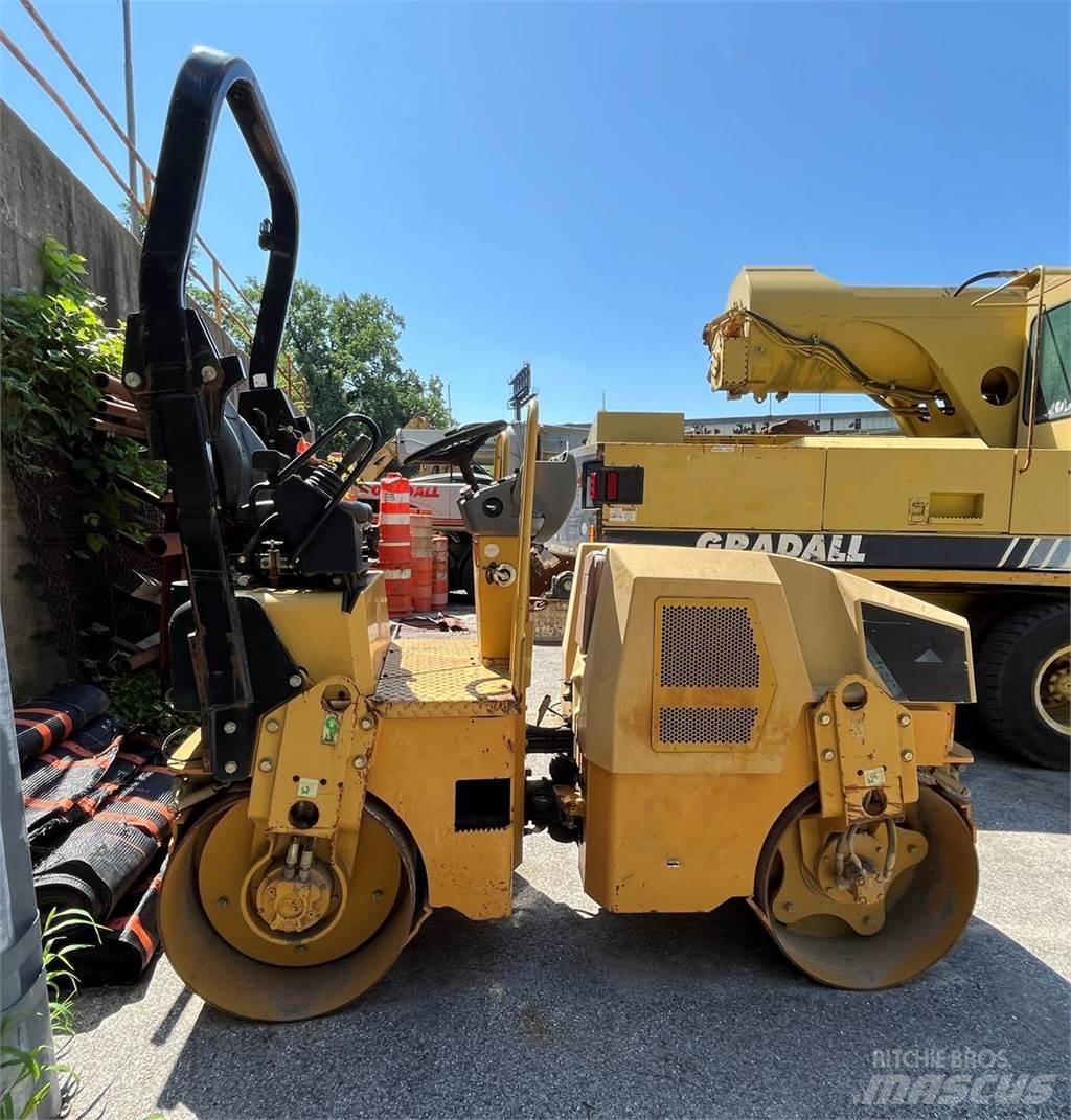 CAT CB22 Vieno būgno volai