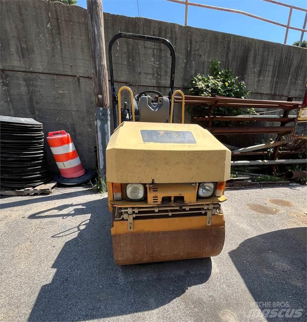 CAT CB22 Vieno būgno volai
