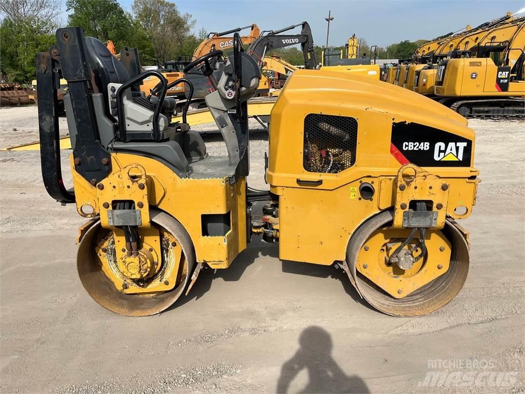 CAT CB24B Vieno būgno volai