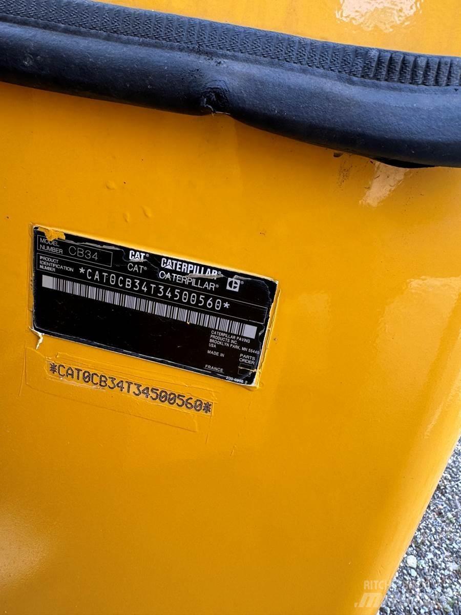 CAT CB34 Asfalto klotuvai