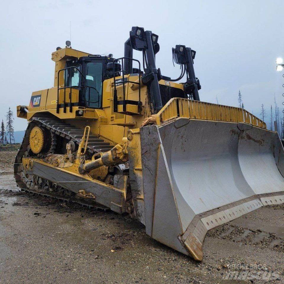 CAT D10T Vikšriniai buldozeriai