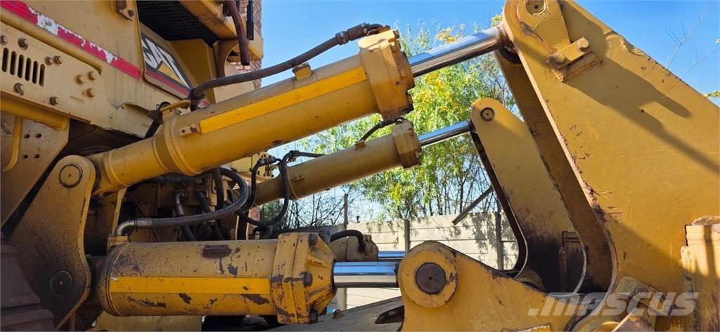 CAT D10T Vikšriniai buldozeriai