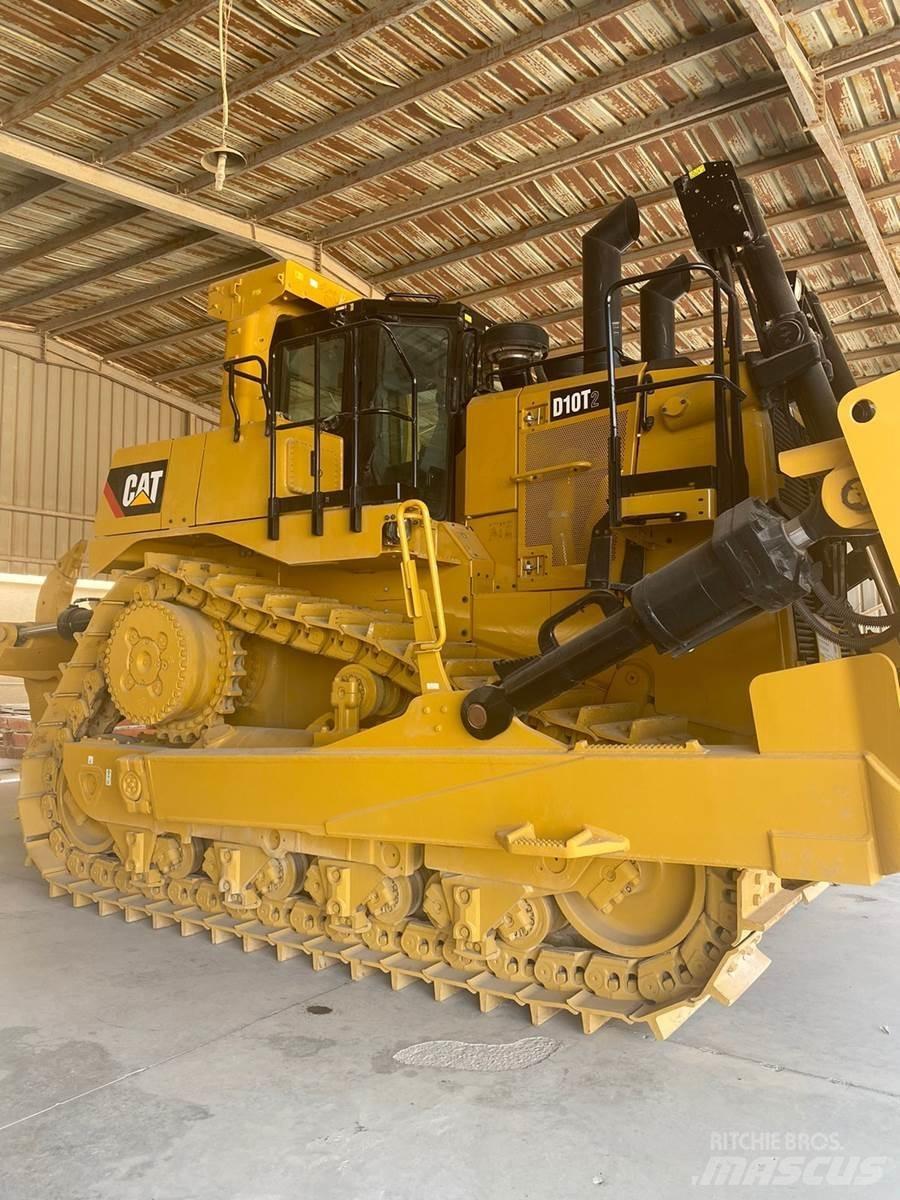 CAT D10T2 Vikšriniai buldozeriai