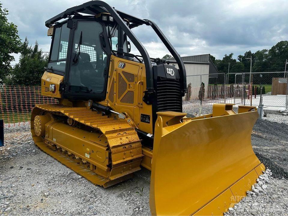 CAT D3 Vikšriniai buldozeriai