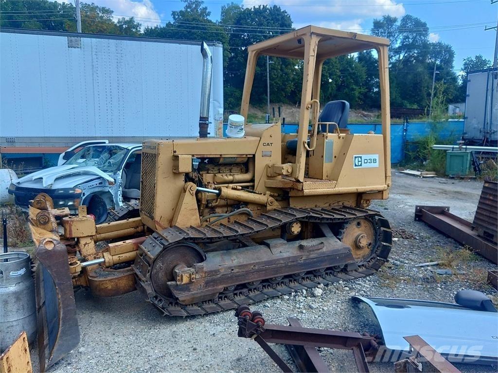 CAT D3B Vikšriniai buldozeriai