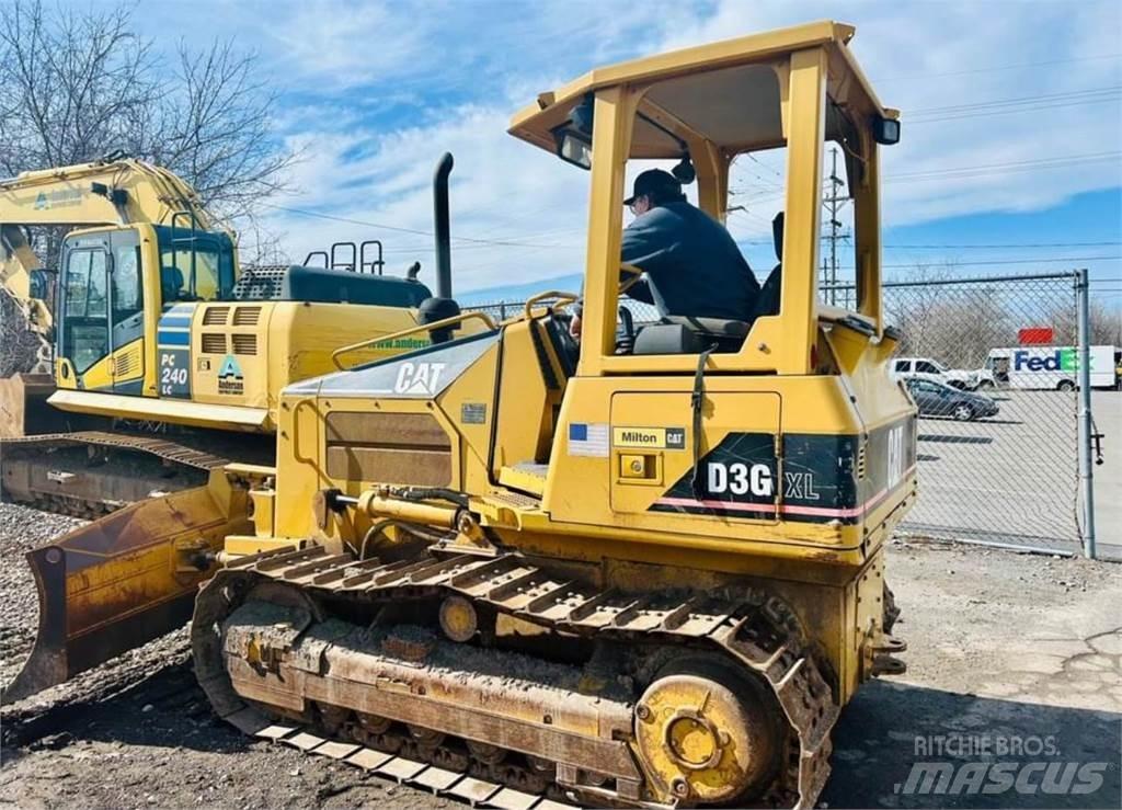 CAT D3G XL Vikšriniai buldozeriai