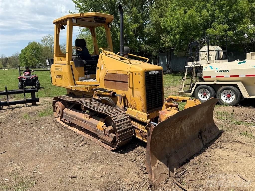 CAT D3G XL Vikšriniai buldozeriai