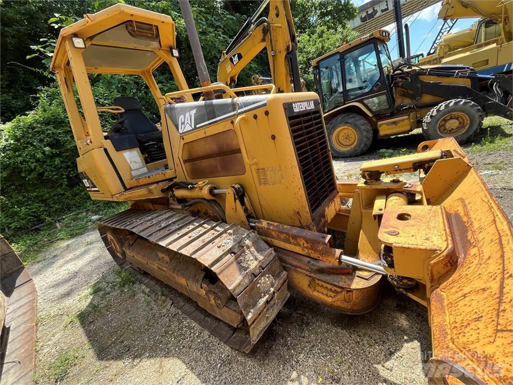 CAT D3G XL Vikšriniai buldozeriai