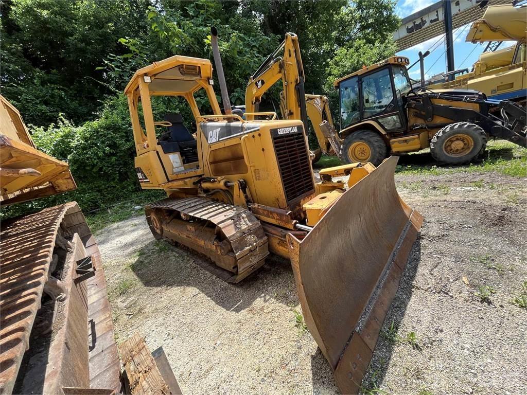 CAT D3G XL Vikšriniai buldozeriai
