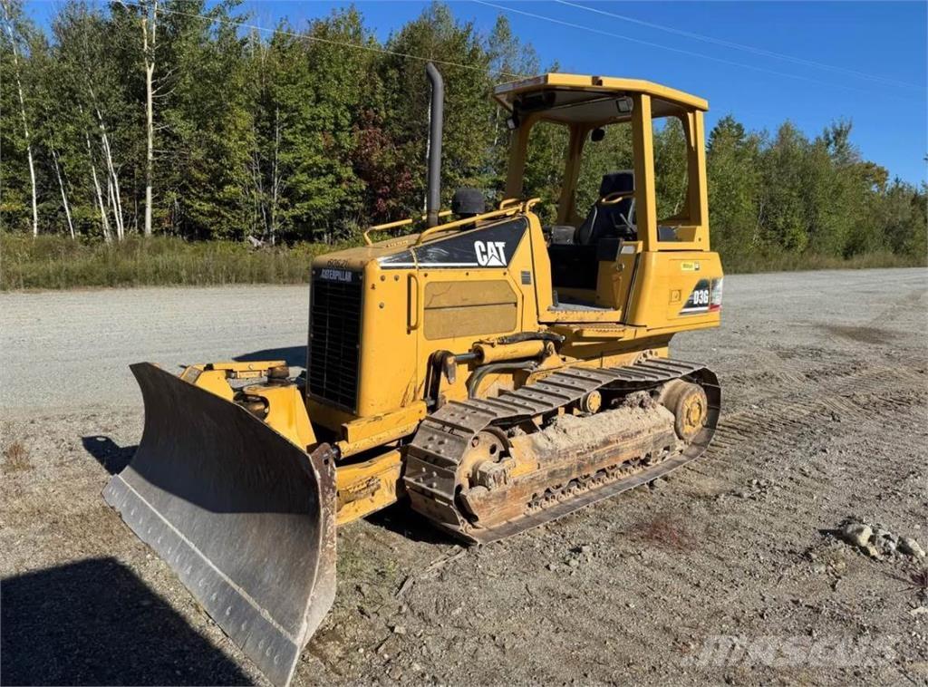 CAT D3G XL Vikšriniai buldozeriai