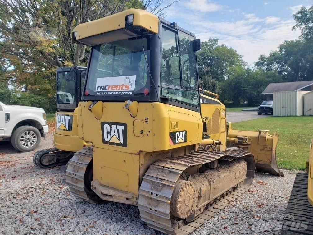 CAT D4K XL Vikšriniai buldozeriai