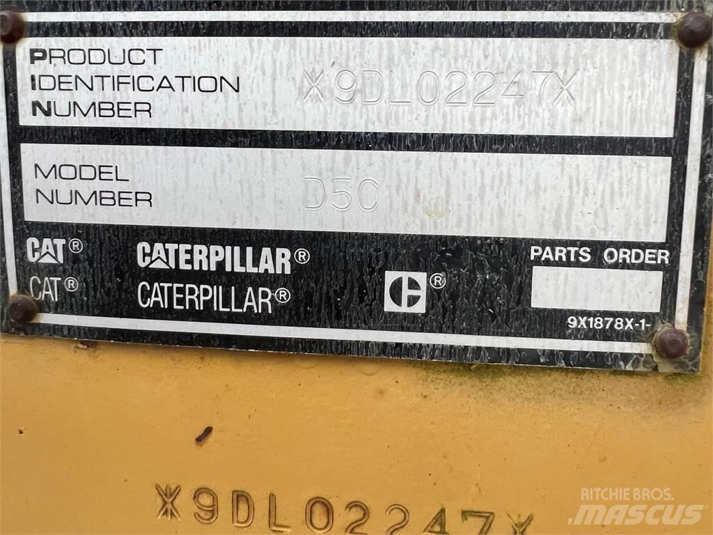 CAT D5C Vikšriniai buldozeriai