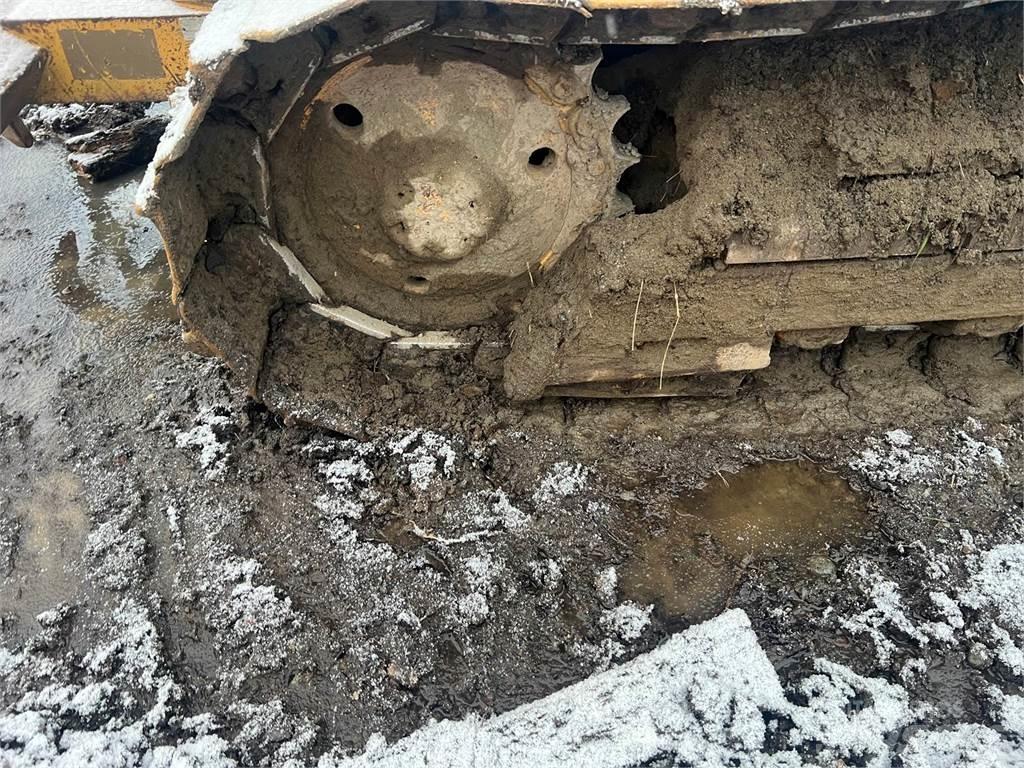 CAT D5C Vikšriniai buldozeriai
