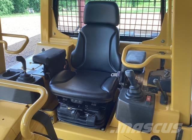 CAT D5G XL Vikšriniai buldozeriai