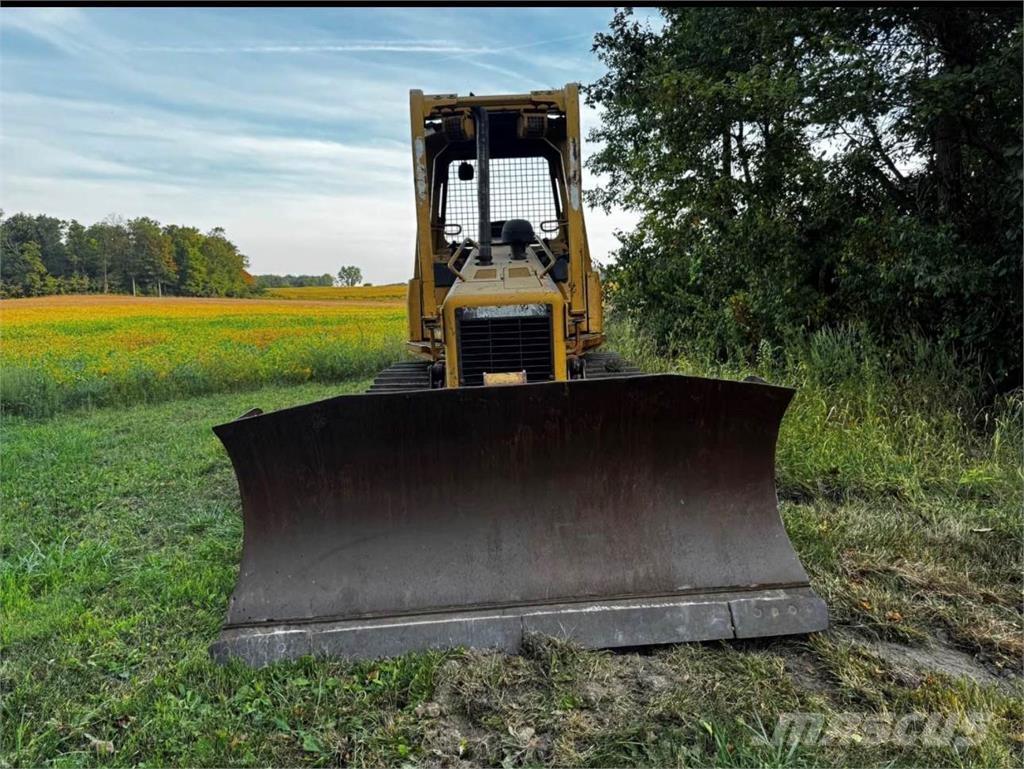 CAT D5G XL Vikšriniai buldozeriai