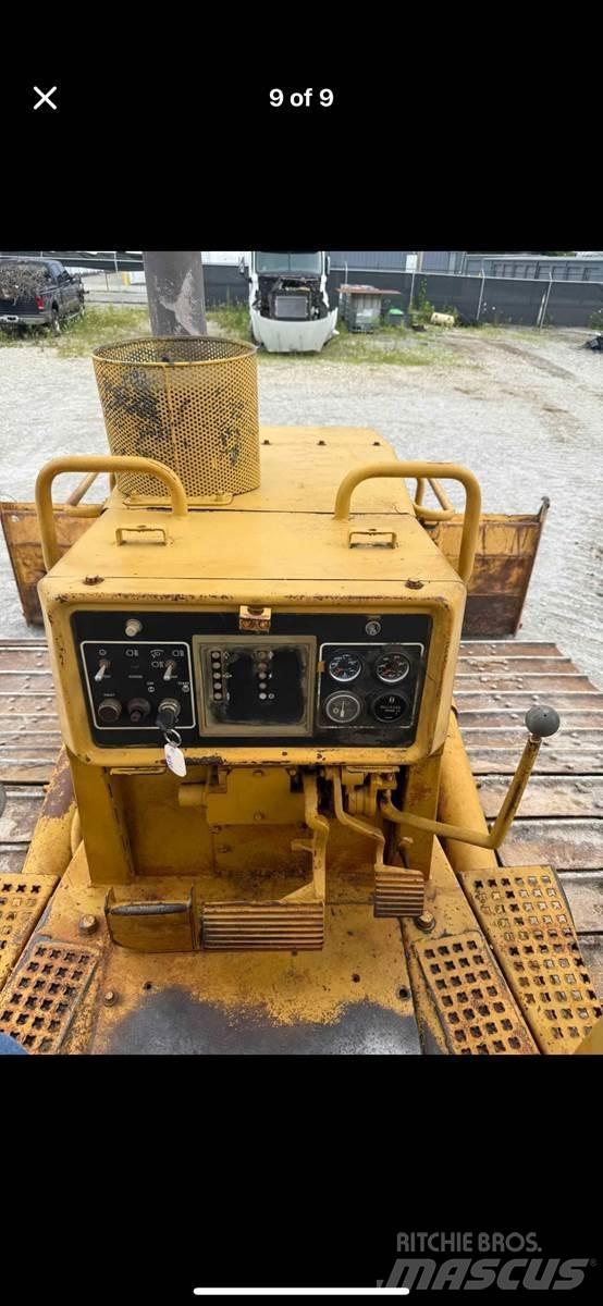 CAT D5H II Vikšriniai buldozeriai