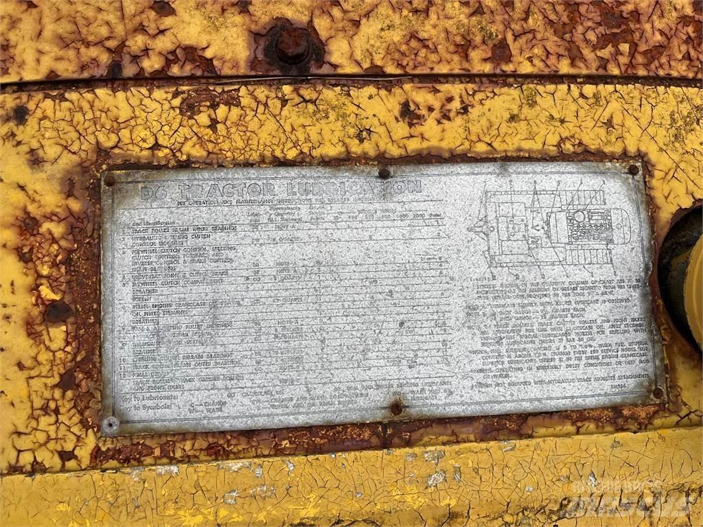 CAT D6 Vikšriniai buldozeriai
