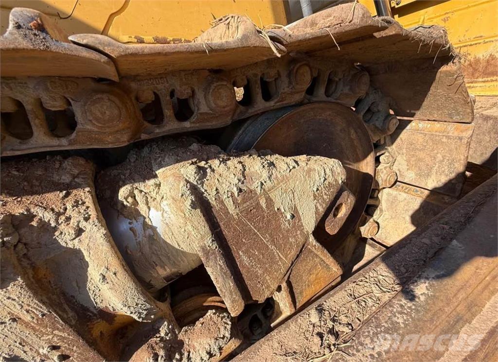 CAT D6 Vikšriniai buldozeriai