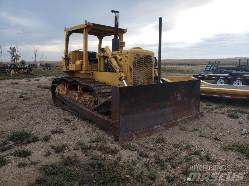CAT D6C Vikšriniai buldozeriai