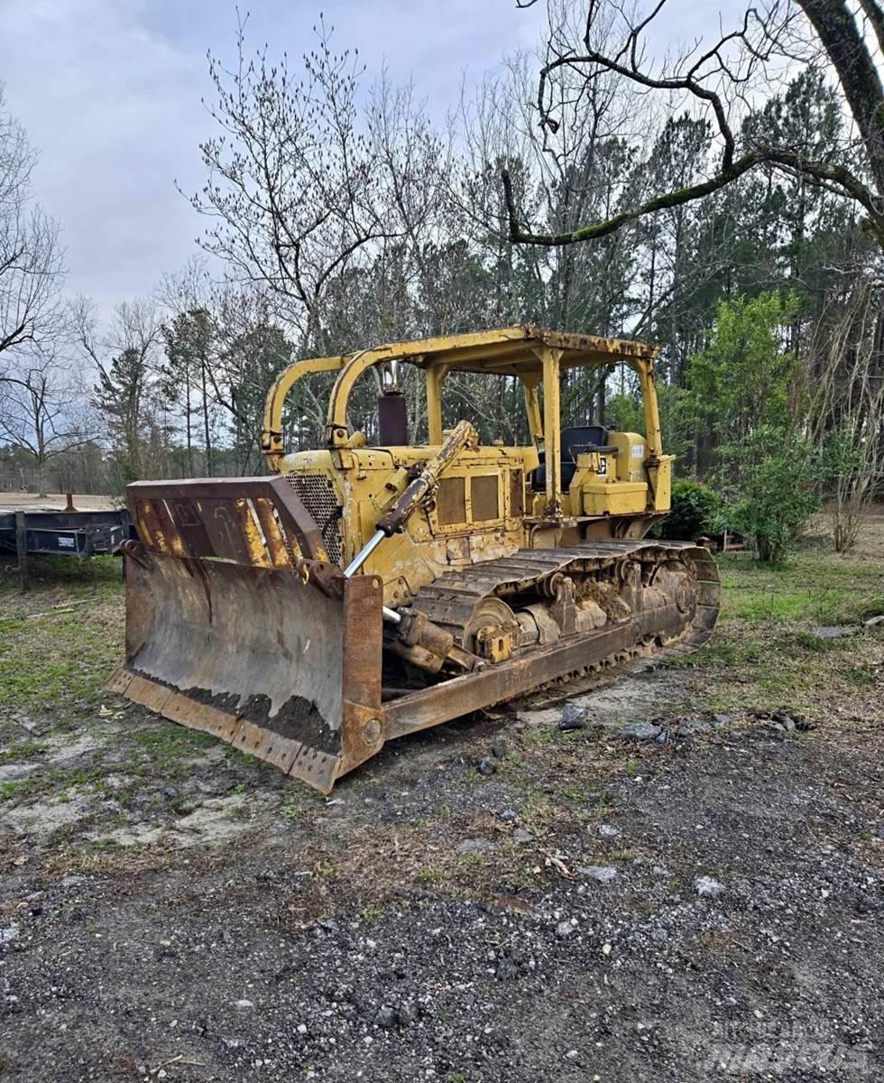 CAT D6C Vikšriniai buldozeriai